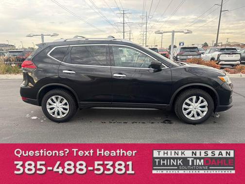 2017 Nissan Rogue S