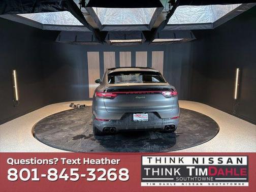 Gray 2021 Porsche Cayenne Cayenne E-Hybrid