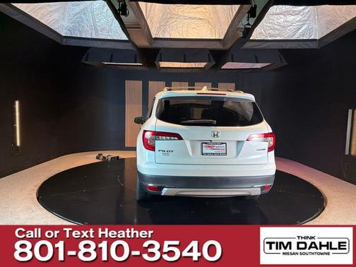 White 2019 Honda Pilot Touring 8-Passenger