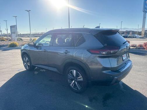 2024 Nissan Rogue SL