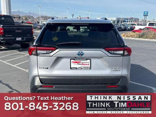 2023 Toyota RAV4 Hybrid XLE