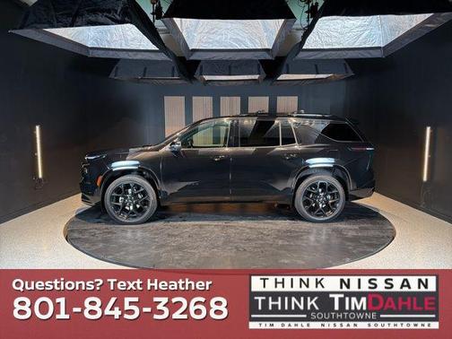 Mosaic Black Metallic 2025 Chevrolet Traverse RS