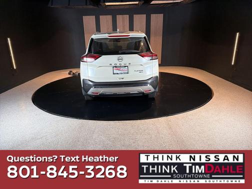 Pearl White Tricoat 2022 Nissan Rogue Platinum