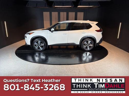 Pearl White Tricoat 2022 Nissan Rogue Platinum
