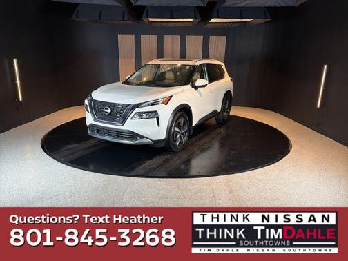 Pearl White Tricoat 2022 Nissan Rogue Platinum