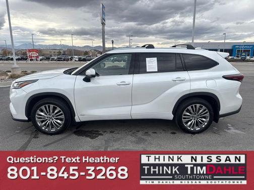 2024 Toyota Highlander Hybrid Platinum