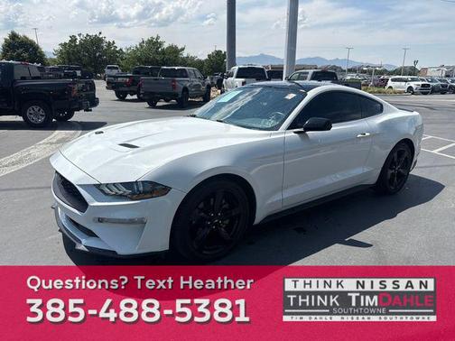 2021 Ford Mustang EcoBoost