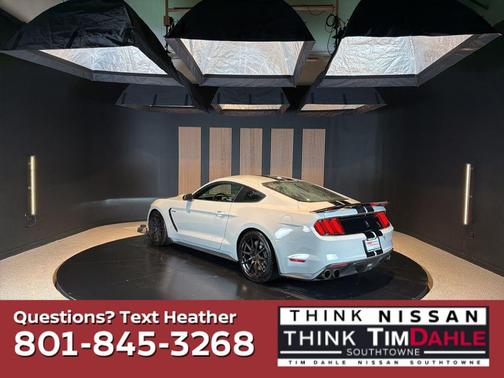 Avalanche 2017 Ford Shelby GT350 Base