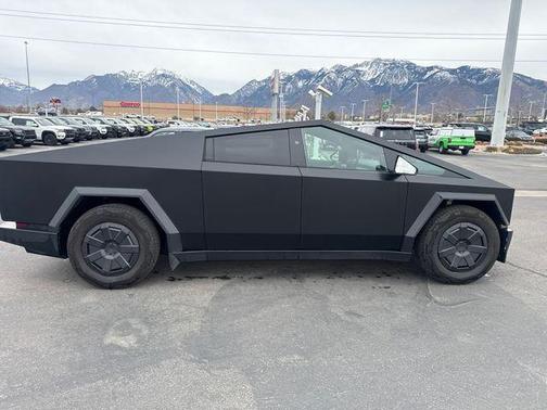 2025 Tesla Cybertruck All-Wheel Drive