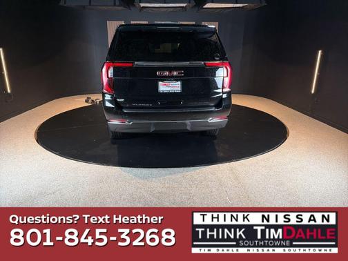 Onyx Black 2025 GMC Yukon XL 4WD Elevation