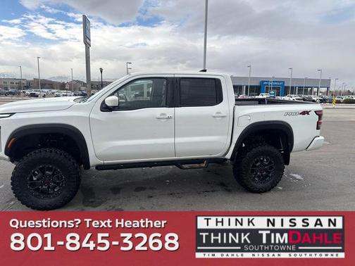 2024 Nissan Frontier PRO-4X