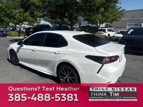 2021 Toyota Camry SE