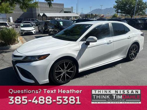 2021 Toyota Camry SE