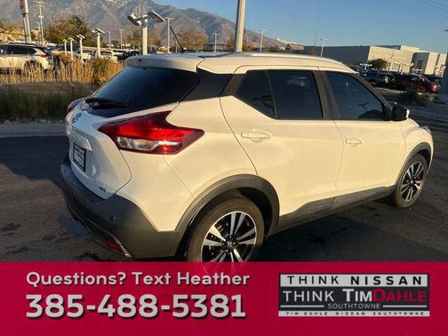 2020 Nissan Kicks SV