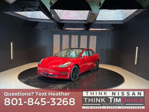 Red Multi-Coat 2019 Tesla Model 3 Performance