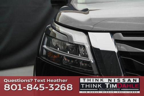 2023 Nissan Pathfinder Platinum 4WD