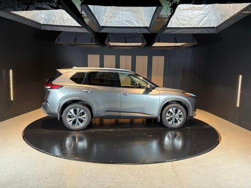 Gun Metallic 2021 Nissan Rogue SV