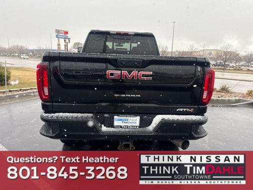 2022 GMC Sierra 2500 AT4
