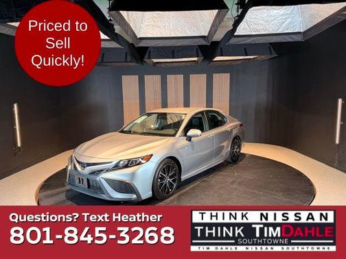 Celestial Silver Metallic 2024 Toyota Camry SE