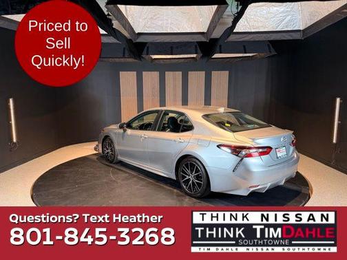 Celestial Silver Metallic 2024 Toyota Camry SE