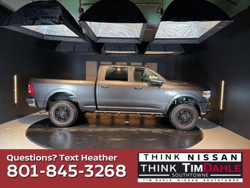 Granite Crystal Metallic Clearcoat 2020 RAM 2500 Laramie Crew Cab 4x4 6'4' Box