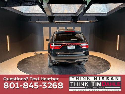 DB Black Crystal Clearcoat 2023 Dodge Durango GT Plus