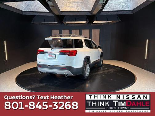White Frost Tricoat 2019 GMC Acadia SLT-1