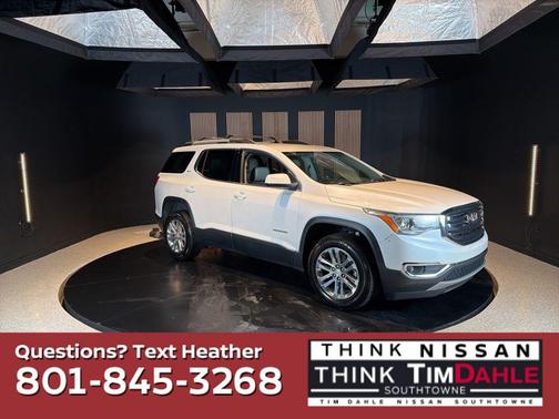 White Frost Tricoat 2019 GMC Acadia SLT-1