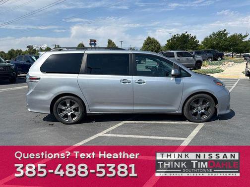 2017 Toyota Sienna SE