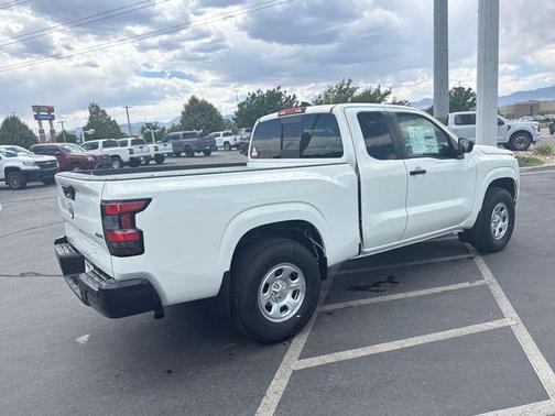 2025 Nissan Frontier S