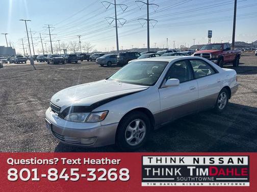 1998 Lexus ES 300 Base