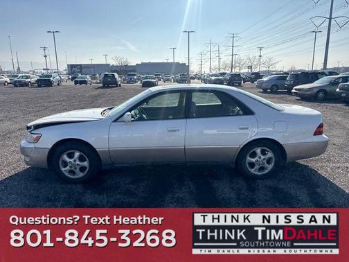 1998 Lexus ES 300 Base