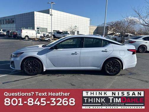 2023 Nissan Altima SR FWD