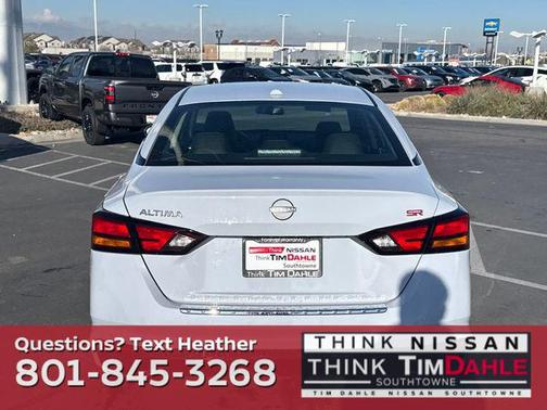 2023 Nissan Altima SR FWD