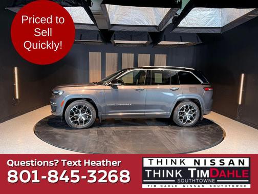 Baltic Gray Metallic Clearcoat 2022 Jeep Grand Cherokee 4xe Summit Reserve