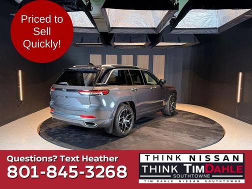 Baltic Gray Metallic Clearcoat 2022 Jeep Grand Cherokee 4xe Summit Reserve