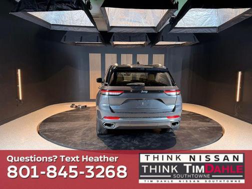 Baltic Gray Metallic Clearcoat 2022 Jeep Grand Cherokee 4xe Summit Reserve