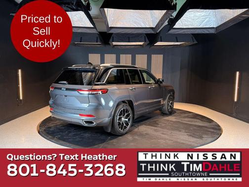 Baltic Gray Metallic Clearcoat 2022 Jeep Grand Cherokee 4xe Summit Reserve