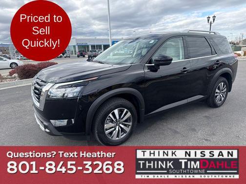 2025 Nissan Pathfinder SL 4WD