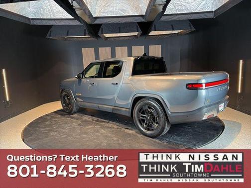 El Cap Granite 2023 Rivian R1T Adventure Quad Motor Large Pack