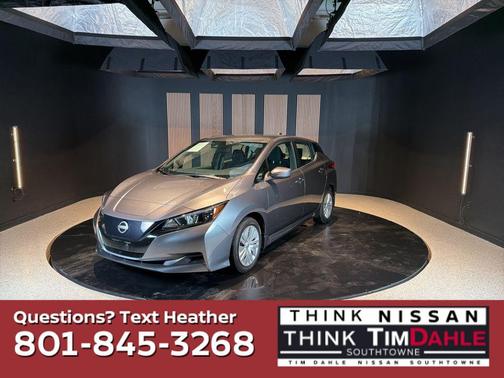 Gun Metallic 2025 Nissan Leaf S