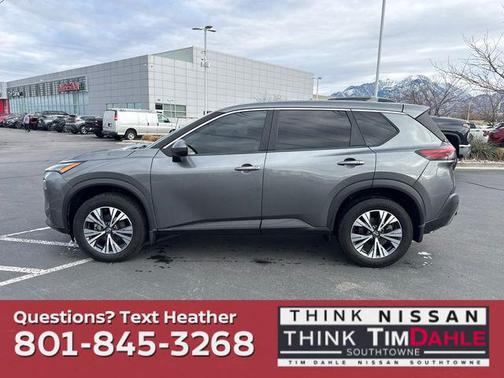 2022 Nissan Rogue SV