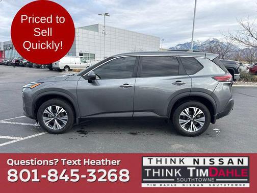 2022 Nissan Rogue SV