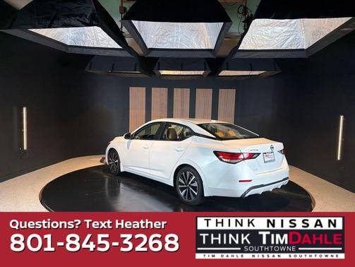 Aspen White TriCoat Pearl 2022 Nissan Sentra SV