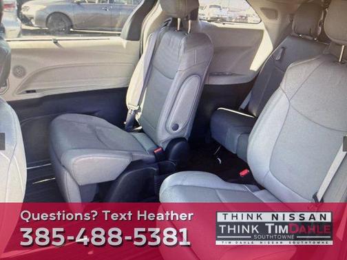 2022 Toyota Sienna Limited