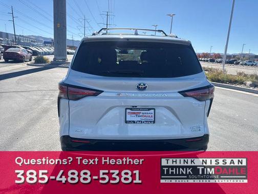 2022 Toyota Sienna Limited