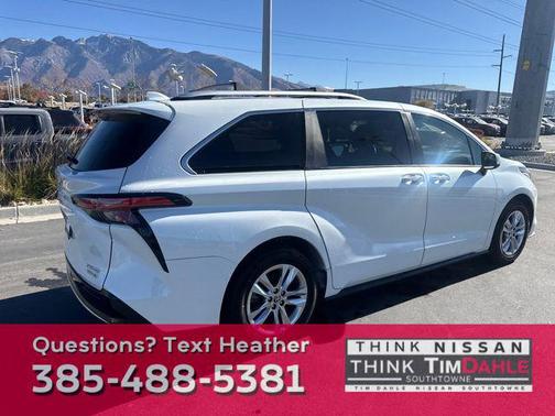 2022 Toyota Sienna Limited