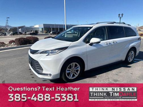 2022 Toyota Sienna Limited