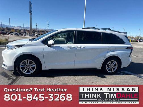 2022 Toyota Sienna Limited