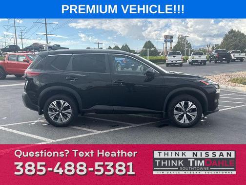 2022 Nissan Rogue SV